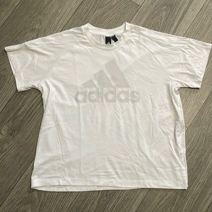 Adidas short sleeve, tie side, size XL, white